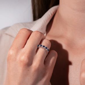 انگشتر یاقوت کبود (Sapphire)